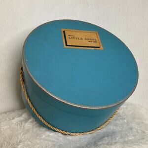 1950s Macy’s Little Shops New York Blue Hat Box Rope Handle 11.75” Vintage